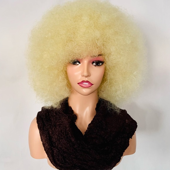 Big & Beautiful Blonde Premium Fiber Afro Wig for Daily Wear/Events/Cosplay - Picture 6 of 8